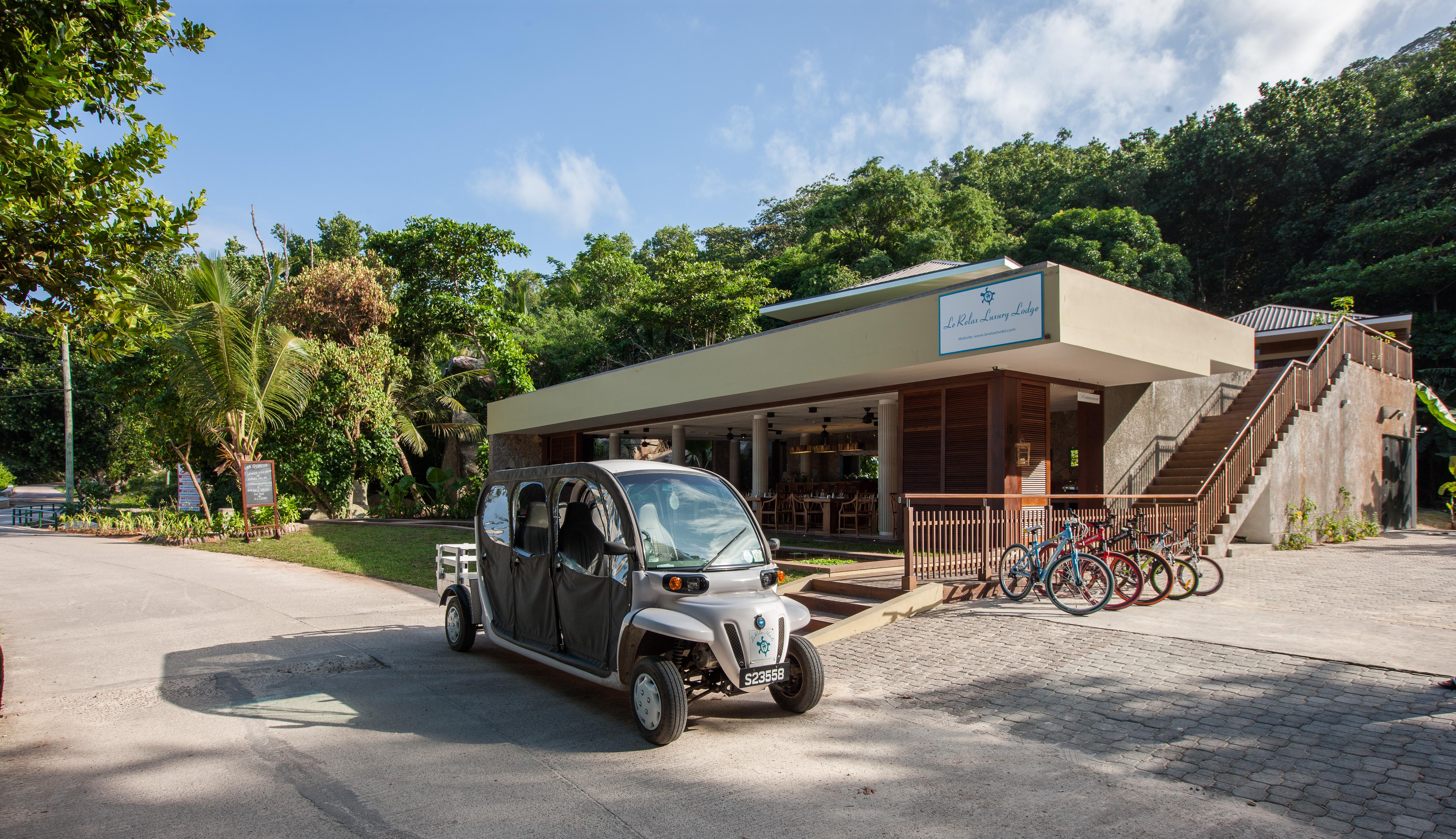 เลอ รีแลกซ์ ลักชัวรี ลอดจ์ Hotel ลาดิก ภายนอก รูปภาพ